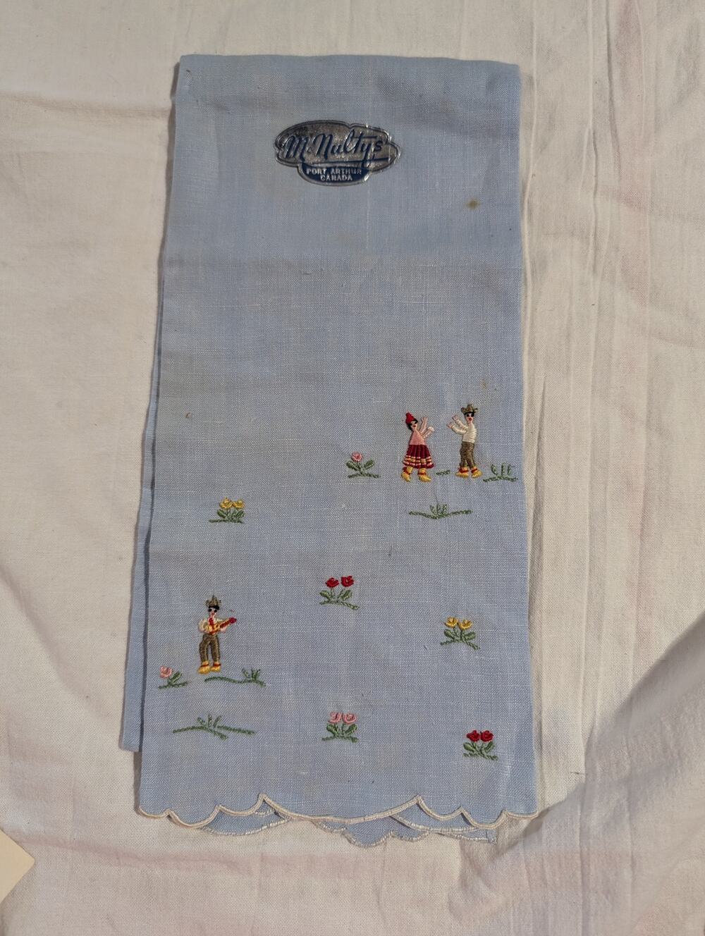 Charming Vintage Madeira Embroidered Linen Towel - Deadstock Gem
